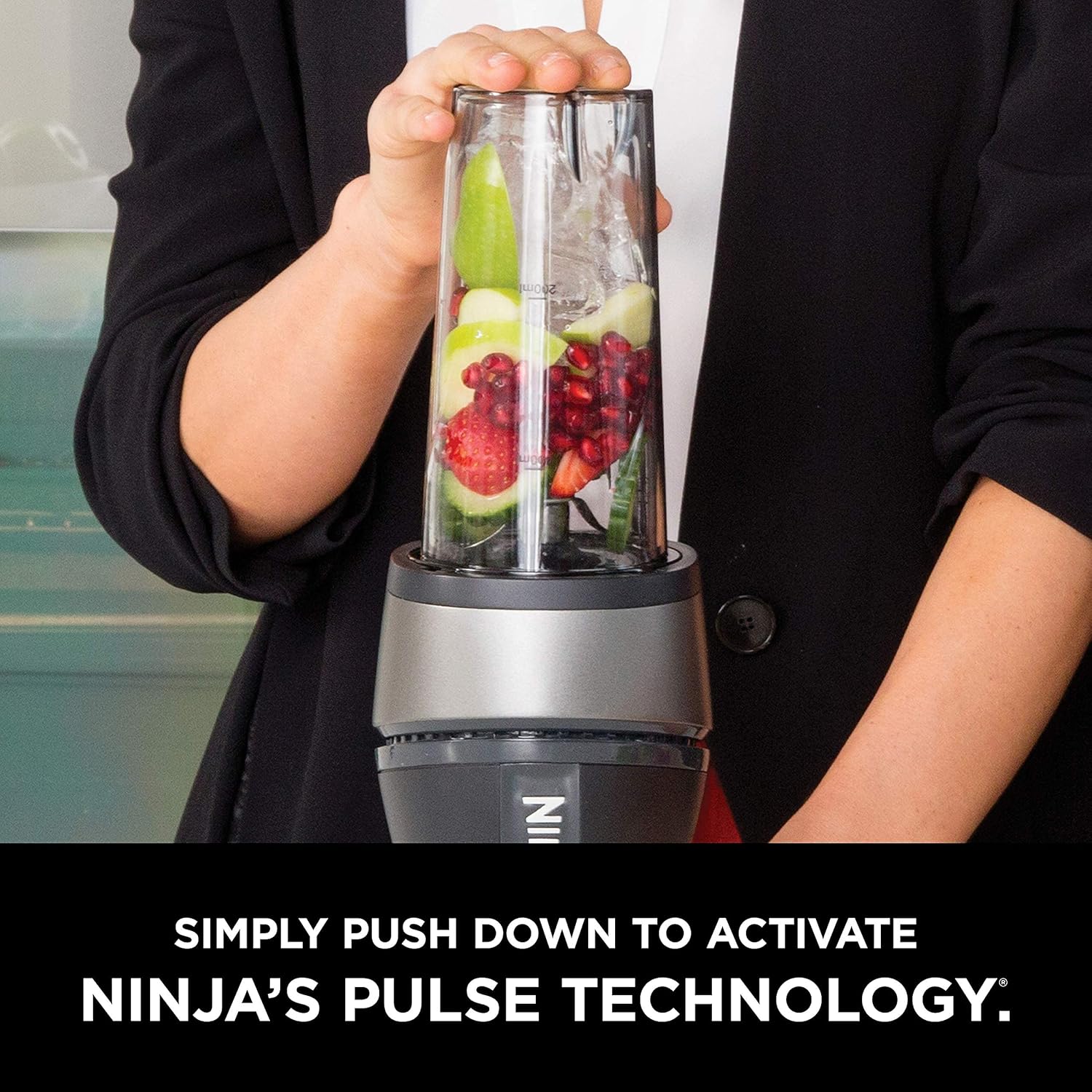 Ninja Fit Compact Personal Blender - Perfect for Smoothies, Shakes, and Frozen Drinks with 700-Watt Power and 2 Portable 16-Oz. Cups in Sleek Black